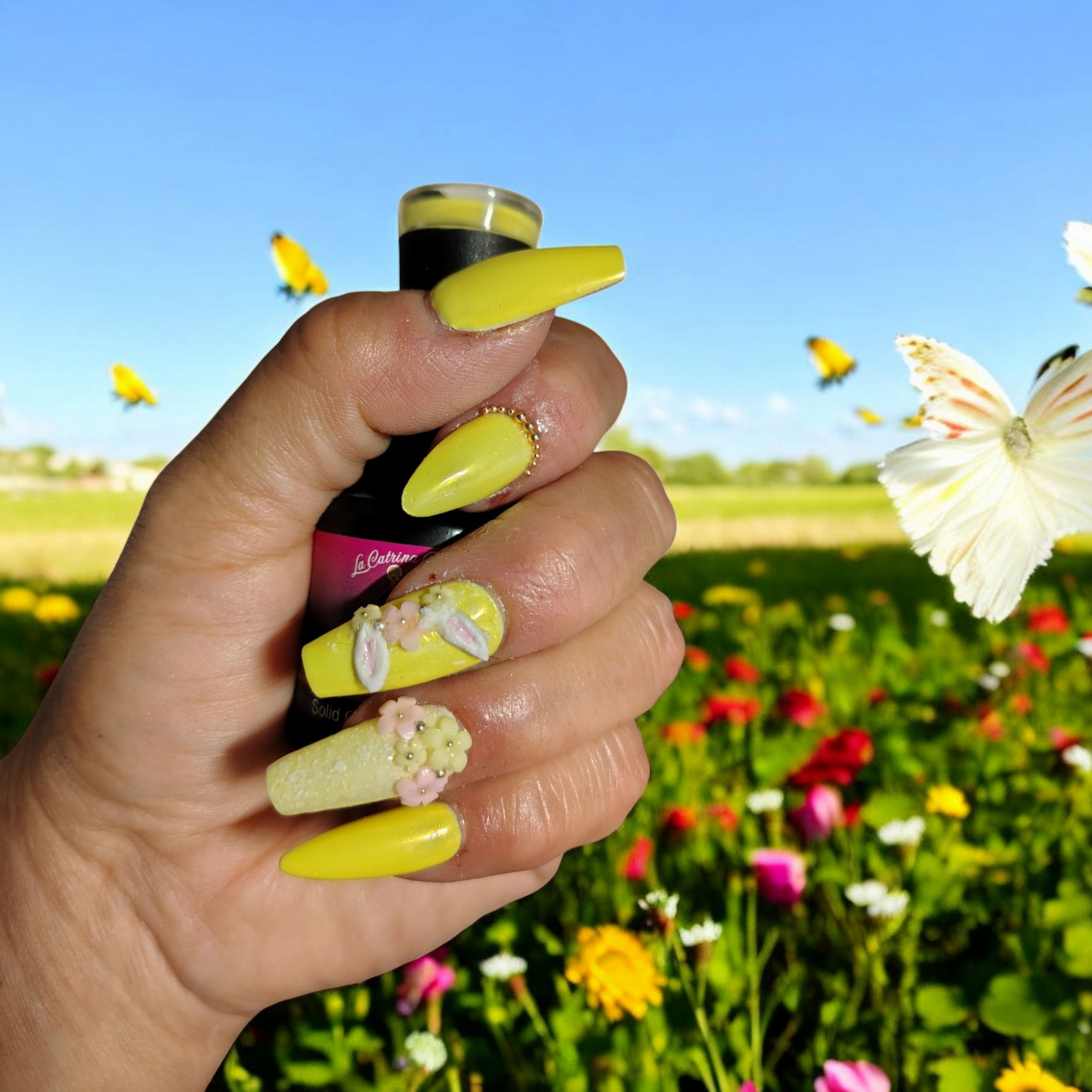 La Catrina Nails.Tx~ Primavera Collection ~ Rayando El Sol / Bright Yellow