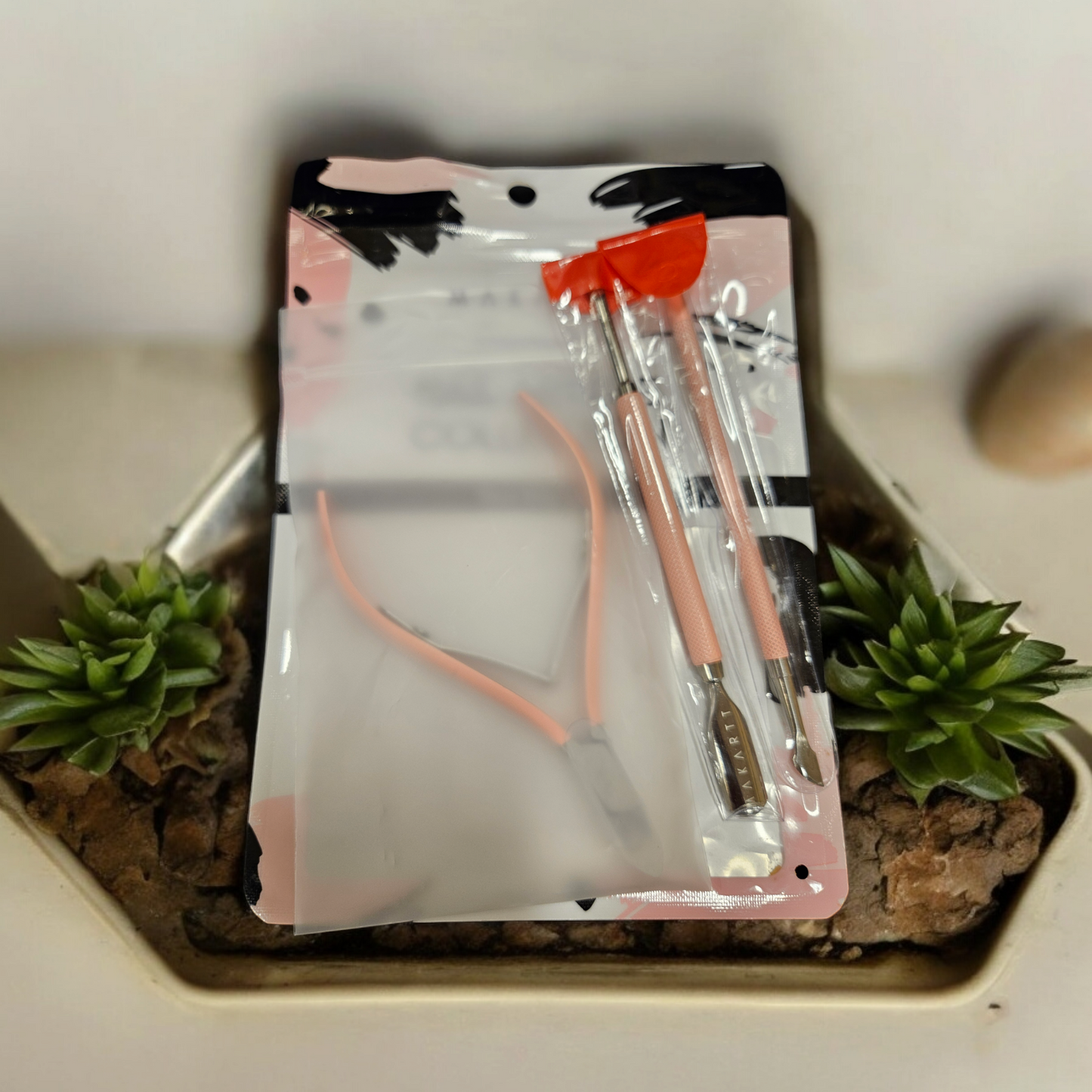 Manicure kit