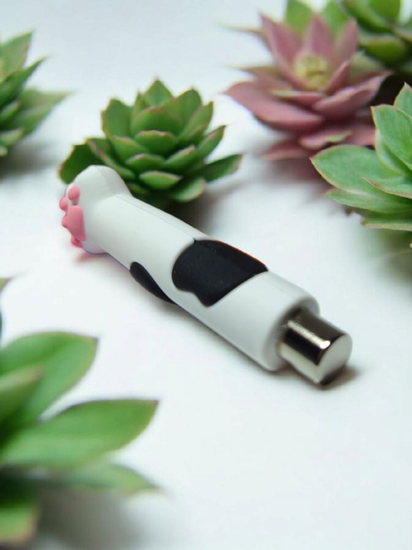 Kitty Paw with Cylindrical Magnet for Cat Eye. Choose from 4 colors
