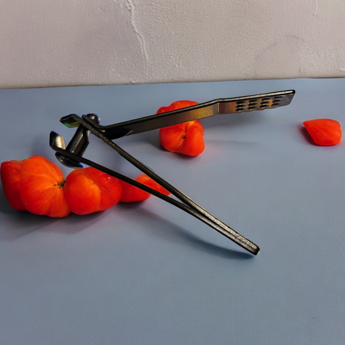 Small nail clipper