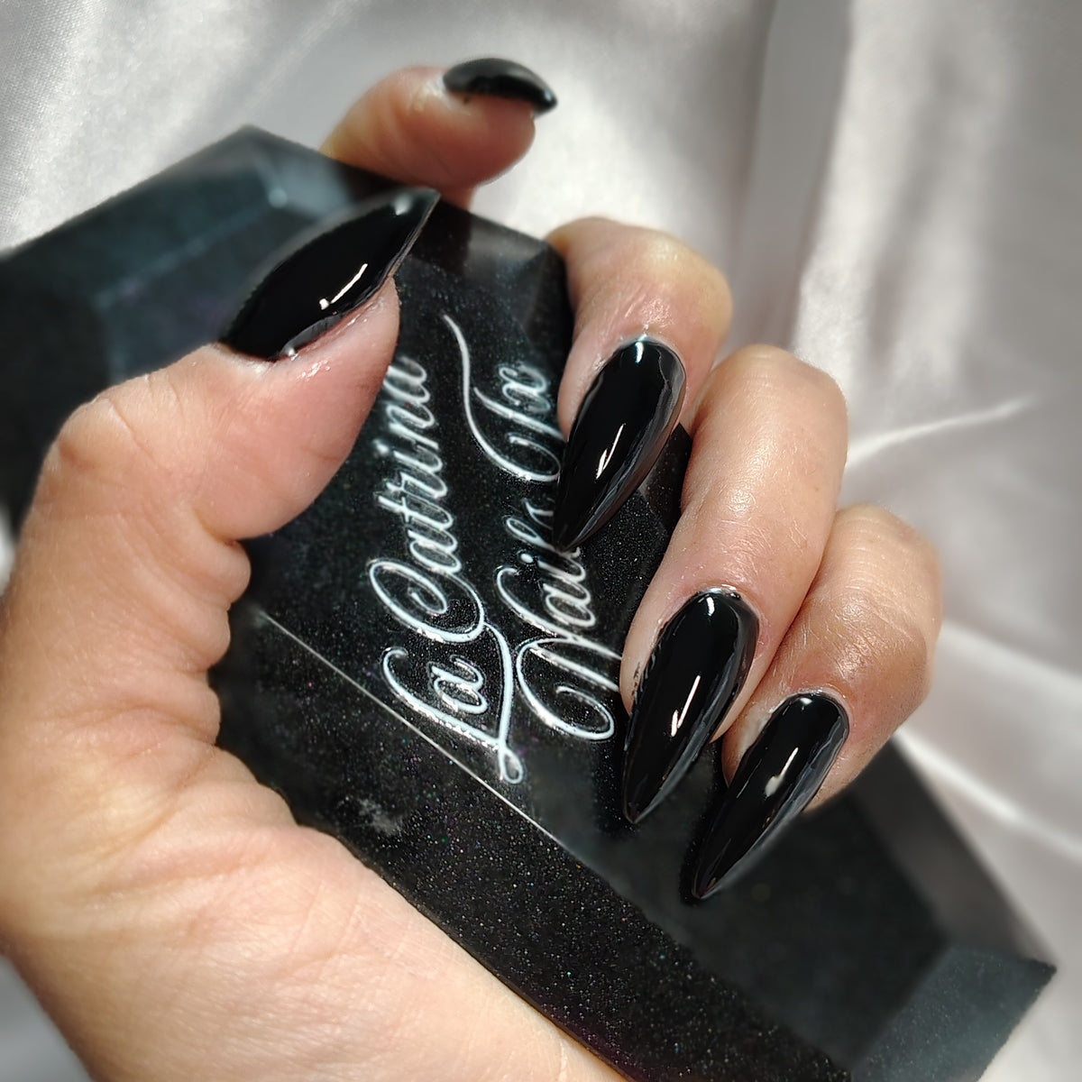 Màs Negro De La Noche/ Blacker Than Night (Black) ~HEMA-Free and TPO Free Gel polish