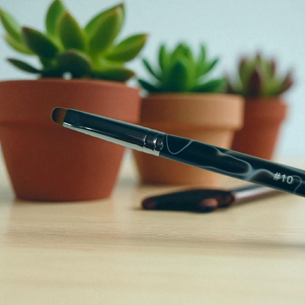 French Manicure Brush with Dotting Tool End.