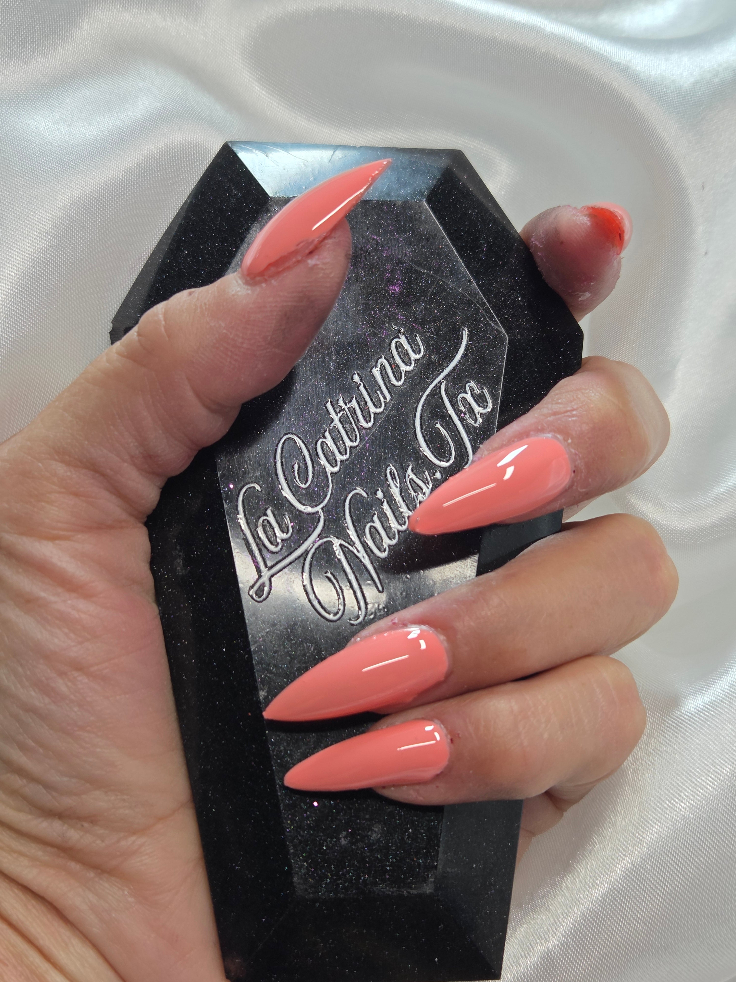 ooxxooXoXXx ~HEMA-Free and TPO Free Gel polish