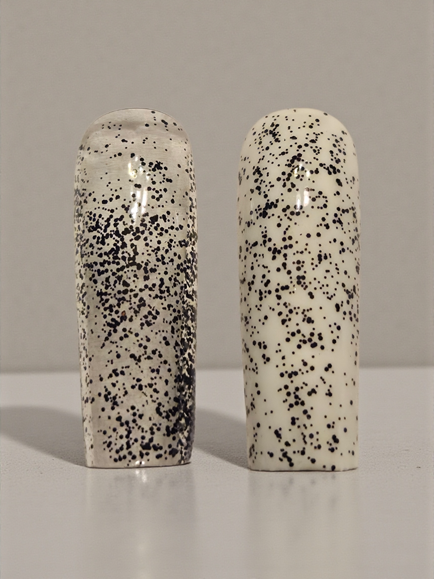 Night Whispers Speckled Top Coat ~ Susurros En La Noche