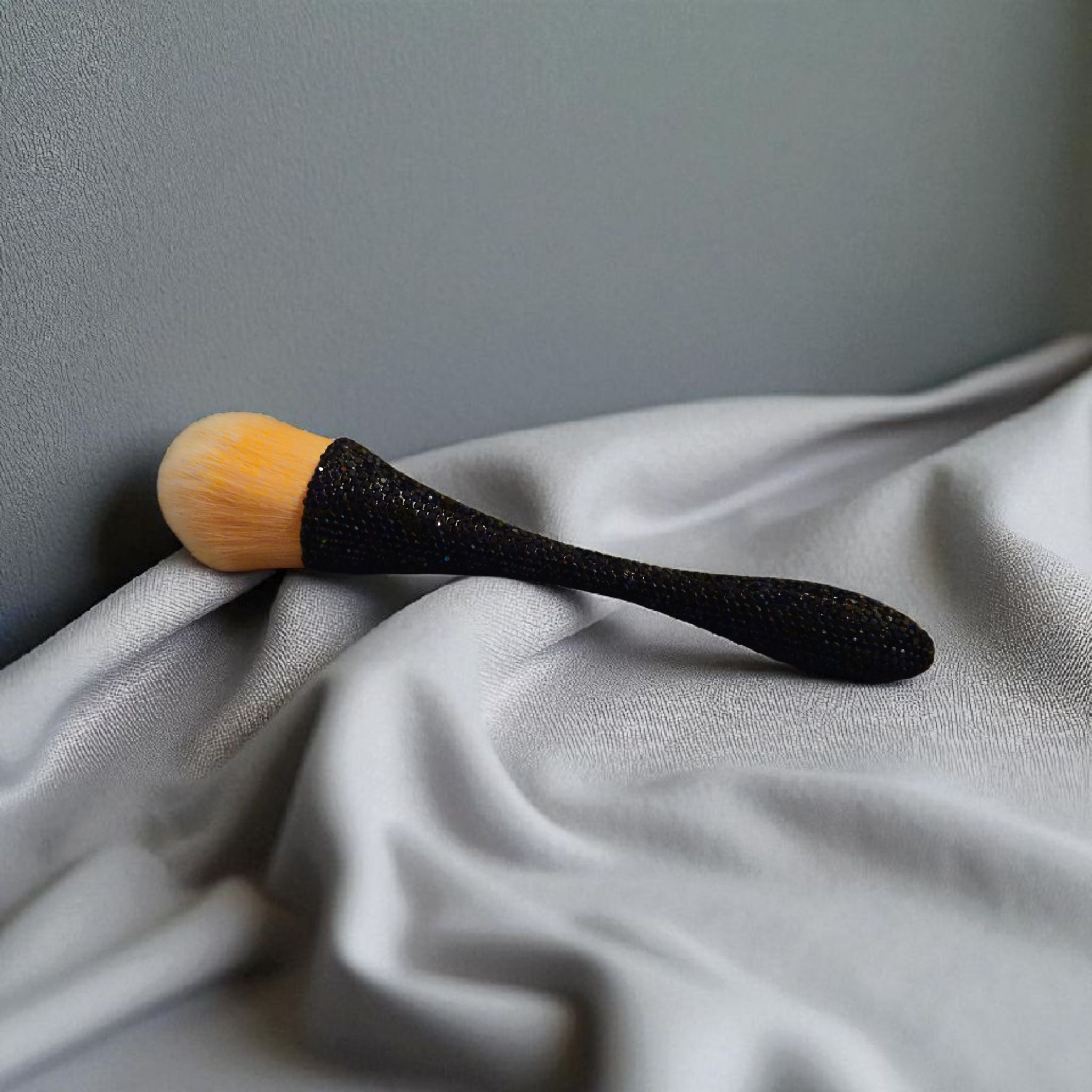 Black Rhinestone Nail Dust Brush