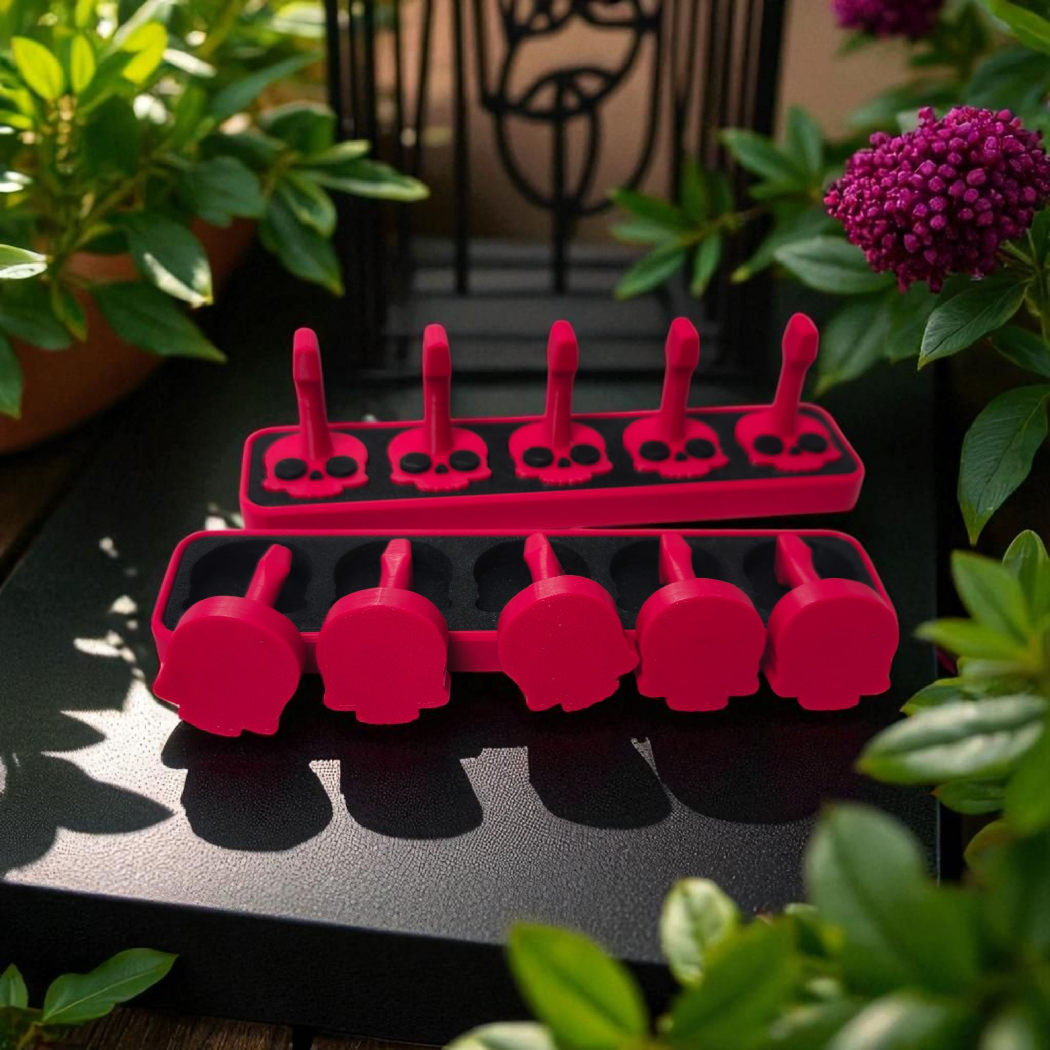 Non-Magnetic Skull Nail Stands
